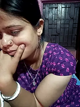 Snapshot of Hot_Pakhi chatting on 02-09-25, 11:25 Hot Pakhi online show from 02-09-25, 11:25