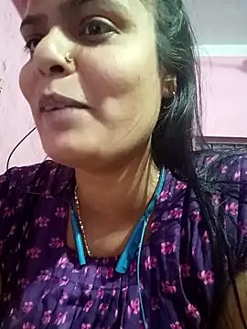 Snapshot of Hot_Pakhi chatting on 02-13-25, 11:28 Hot Pakhi online show from 02-13-25, 11:28
