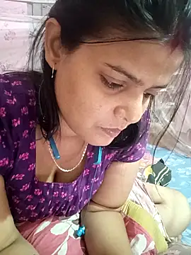 Snapshot of Hot_Pakhi chatting on 02-15-25, 06:44 Hot Pakhi online show from 02-15-25, 06:44