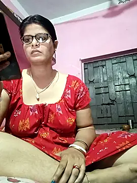 Snapshot of Hot_Pakhi chatting on 02-17-25, 11:44 Hot Pakhi online show from 02-17-25, 11:44