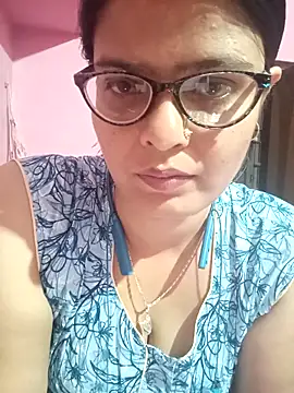Snapshot of Hot_Pakhi chatting on 02-18-25, 03:21 Hot Pakhi online show from 02-18-25, 03:21