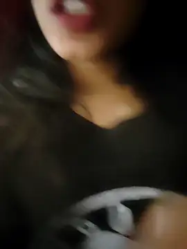 Snapshot of Hot_Goldengirl chatting on 03-10-25, 09:18 Hot Goldengirl online show from 03-10-25, 09:18