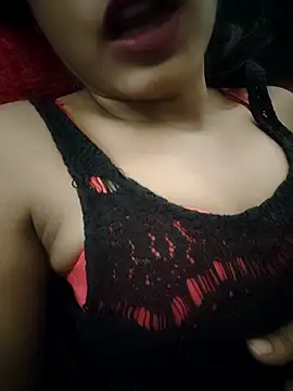 Snapshot of Hot_Goldengirl chatting on 03-21-25, 08:40 Hot Goldengirl online show from 03-21-25, 08:40