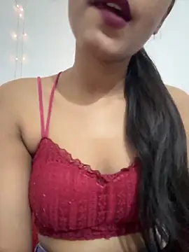 Snapshot of Hot_Goldengirl chatting on 10-17-25, 12:08 Hot Goldengirl online show from 10-17-25, 12:08