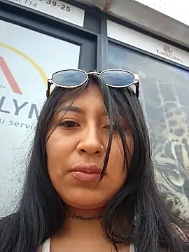 luisa16xxx online show from 10-17-25, 02:19