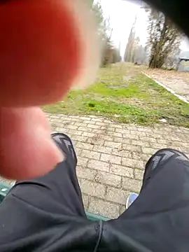 Snapshot of pagani5656 chatting on 11-14-25, 10:25 pagani5656 online show from 11-14-25, 10:25