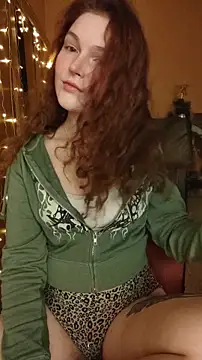 Snapshot of Jenna_Sativa chatting on 12-14-25, 02:00 Jenna Sativa online show from 12-14-25, 02:00