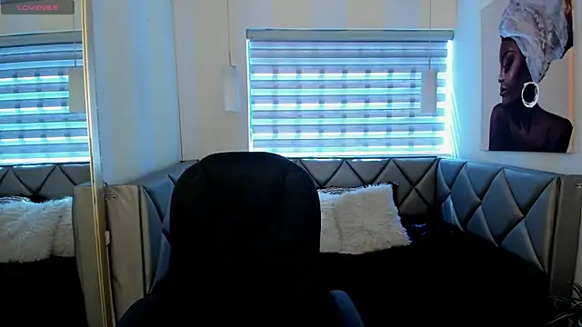 Snapshot of _Antonnela_ chatting on 06-14-26, 06:10 Antonnela online show from 06-14-26, 06:10