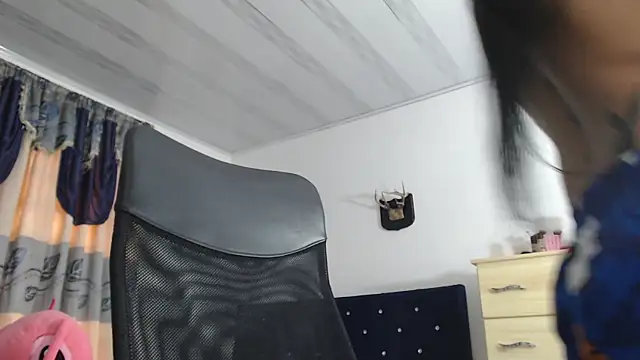 Snapshot of sweet_cutetras22 chatting on 03-22-25, 02:14 sweet cutetras22 online show from 03-22-25, 02:14