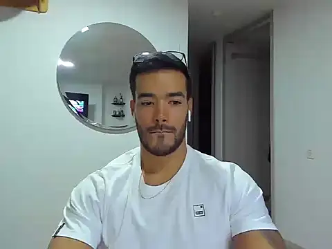 Alexander Martines online show from 07-19-26, 12:36