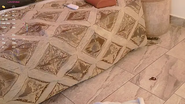 Mariapettit online show from 10-13-25, 10:04