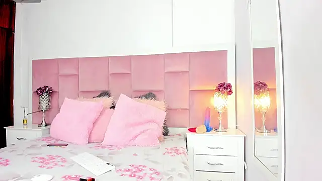 DaphneLloyd online show from 01-20-25, 08:29