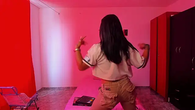 nicole volkov online show from 02-21-25, 02:48