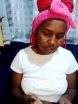 Snapshot of Sexxycheeks- chatting on 01-13-25, 10:13 Sexxycheeks- online show from 01-13-25, 10:13