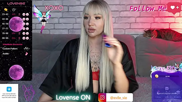 Snapshot of Eva_Evile chatting on 03-02-25, 09:42 Eva Evile online show from 03-02-25, 09:42