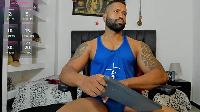 Snapshot of MattRodriguez9 chatting on 11-23-25, 09:09 MattRodriguez9 online show from 11-23-25, 09:09