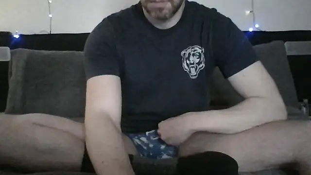 Snapshot of Fit4fun24 chatting on 02-13-25, 11:37 Fit4fun24 online show from 02-13-25, 11:37