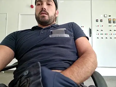 Leonormaldick online show from 07-13-26, 12:19