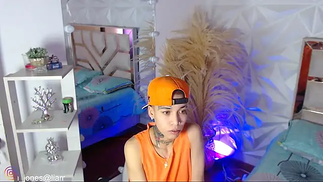 Jonesliam23 online show from 02-23-26, 07:22