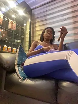 adaraSmiith online show from 12-17-24, 11:17