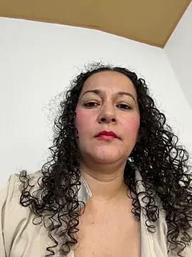 luisa curli online show from 01-16-26, 01:31