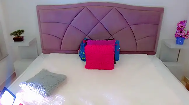 laura sweett120 online show from 01-16-25, 05:21