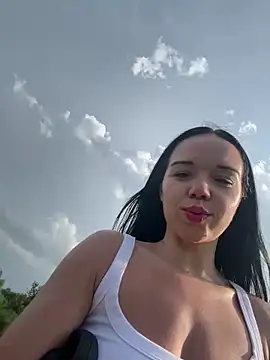 Vanesskaa online show from 05-26-26, 05:31