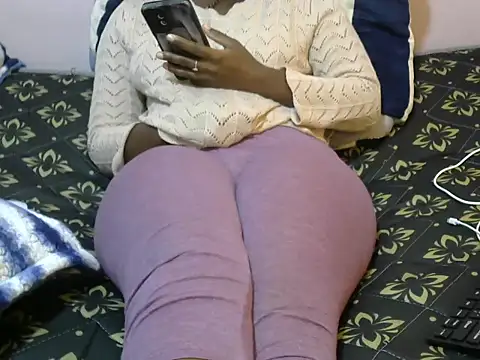 winnie254 online show from 11-10-25, 10:47