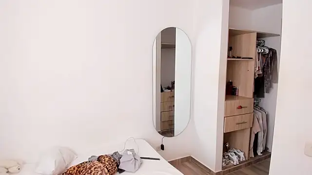 Snapshot of rose_scottt chatting on 01-07-26, 05:37 rose scottt online show from 01-07-26, 05:37