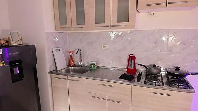 Snapshot of rose_scottt chatting on 02-01-26, 04:49 rose scottt online show from 02-01-26, 04:49