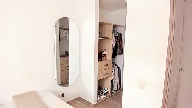 Snapshot of rose_scottt chatting on 02-08-26, 05:49 rose scottt online show from 02-08-26, 05:49