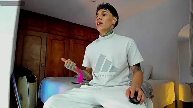 Jordyrodriiguez online show from 01-02-25, 02:33