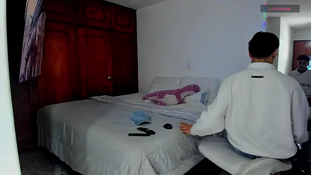 Jordyrodriiguez online show from 01-07-25, 01:06