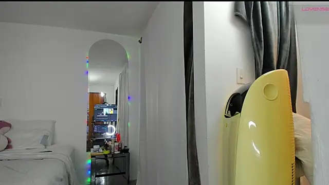 Jordyrodriiguez online show from 02-04-25, 03:00