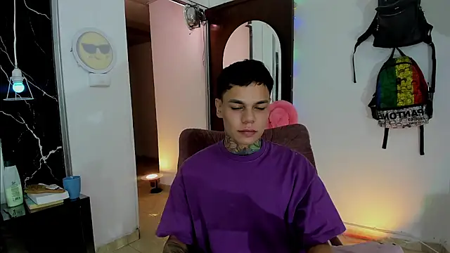 Jordyrodriiguez online show from 11-18-25, 01:44