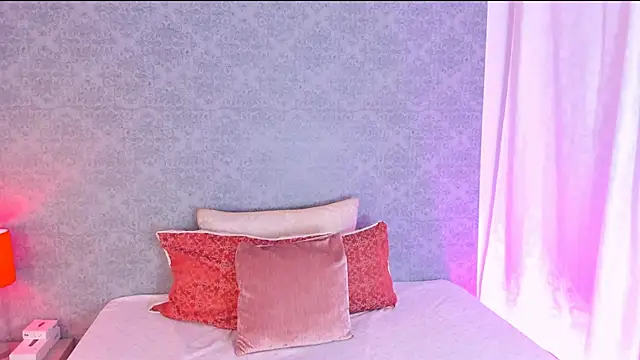 Snapshot of CatrinaRossi chatting on 01-18-25, 08:09 CatrinaRossi online show from 01-18-25, 08:09