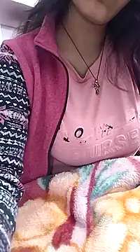 Snapshot of Bittu-rani chatting on 12-13-24, 07:58 Bittu-rani online show from 12-13-24, 07:58