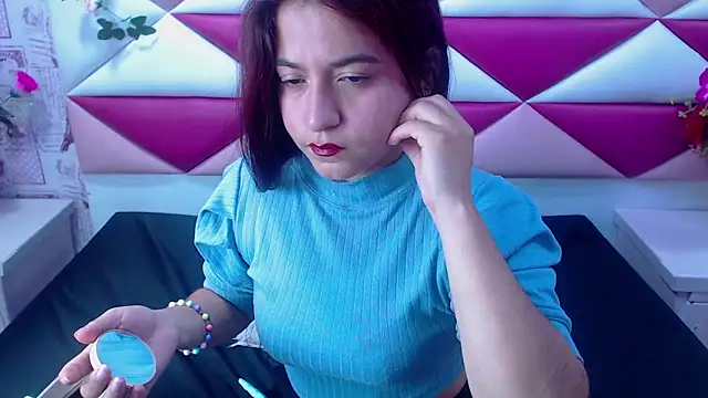 Snapshot of MariaClay chatting on 02-28-25, 12:31 MariaClay online show from 02-28-25, 12:31