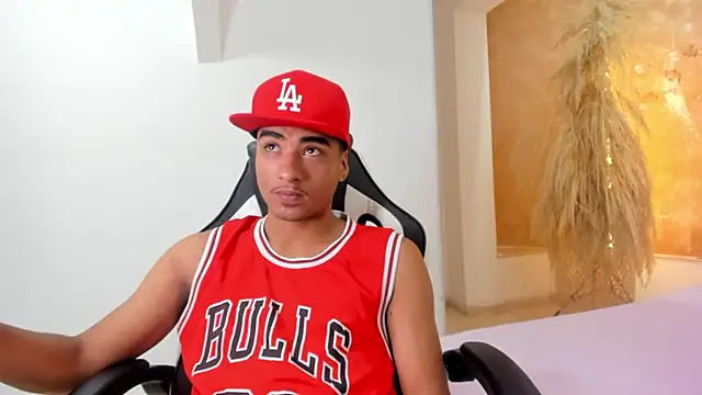 ANGEL NICOLAS online show from 03-13-25, 09:05