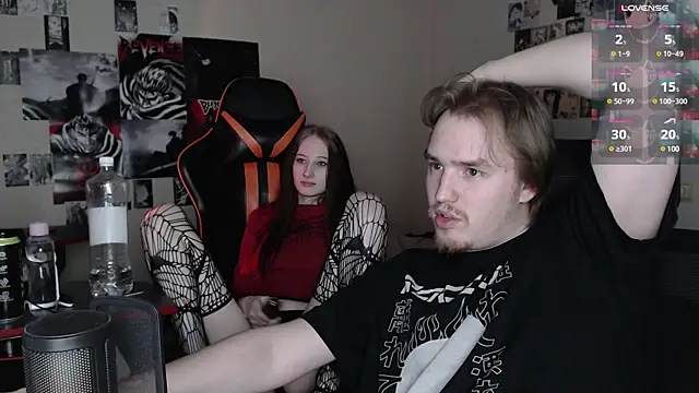 Snapshot of camcoupbang chatting on 01-31-25, 12:17 camcoupbang online show from 01-31-25, 12:17