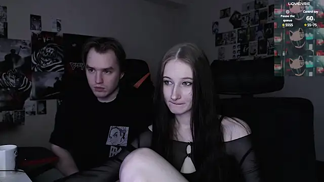 Snapshot of camcoupbang chatting on 02-21-25, 03:45 camcoupbang online show from 02-21-25, 03:45