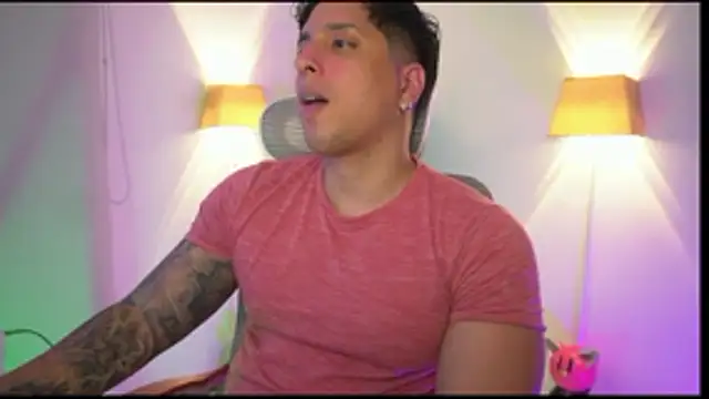 Snapshot of appolo_allen chatting on 11-15-25, 03:26 appolo allen online show from 11-15-25, 03:26