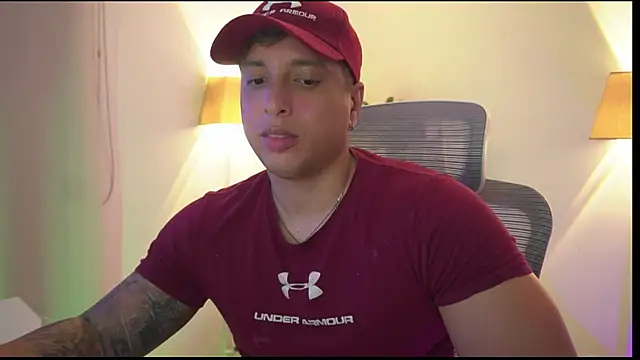 Snapshot of appolo_allen chatting on 11-23-25, 03:28 appolo allen online show from 11-23-25, 03:28