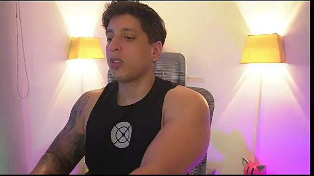 Snapshot of appolo_allen chatting on 12-03-25, 05:26 appolo allen online show from 12-03-25, 05:26