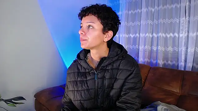 peyton golden1 online show from 12-04-24, 01:03