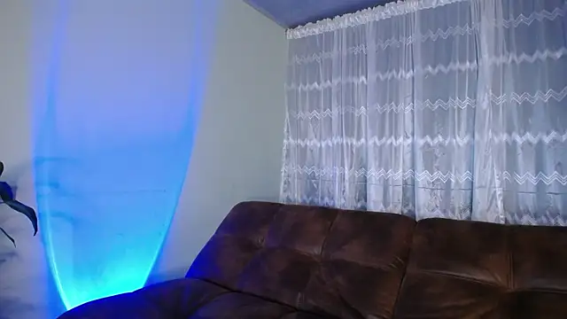 peyton golden1 online show from 03-20-25, 01:02