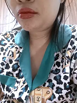 Snapshot of _Mira_69_ chatting on 03-17-26, 01:03 Mira 69 online show from 03-17-26, 01:03