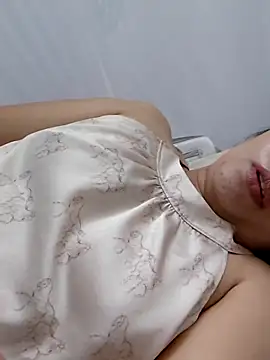 Snapshot of _Mira_69_ chatting on 03-24-26, 05:07 Mira 69 online show from 03-24-26, 05:07