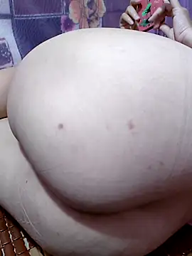 Snapshot of _Mira_69_ chatting on 04-05-26, 07:00 Mira 69 online show from 04-05-26, 07:00