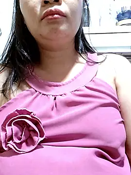 Snapshot of _Mira_69_ chatting on 04-08-26, 11:59 Mira 69 online show from 04-08-26, 11:59